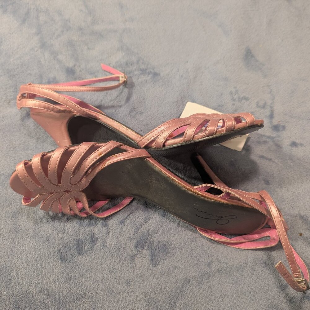 Heals size 9
